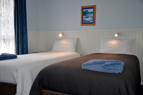 Castaway Holiday Apartments - Yamba Accommodation 9