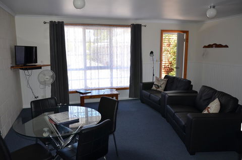 Castaway Holiday Apartments - Yamba Accommodation 27
