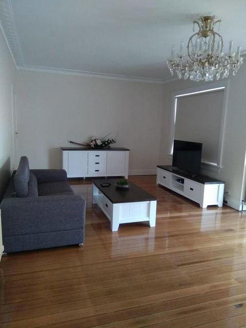 Riverbank Villa - Yamba Accommodation 21