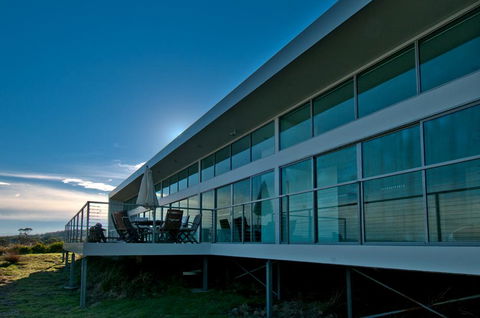 Sunset Bay Escape - Yamba Accommodation 33
