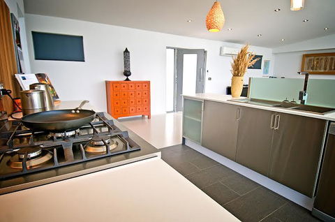 Sunset Bay Escape - Yamba Accommodation 40