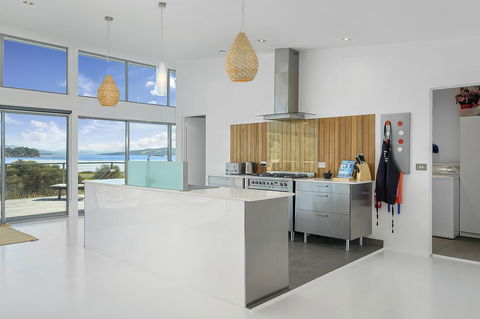Sunset Bay Escape - Yamba Accommodation 19