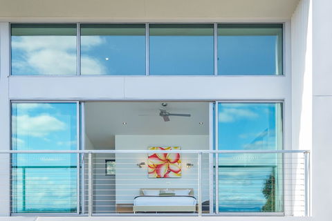 Sunset Bay Escape - Yamba Accommodation 25