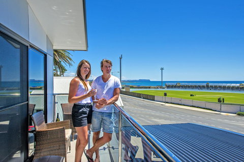 Burnie By The Bay Apartments - Yamba Accommodation 10