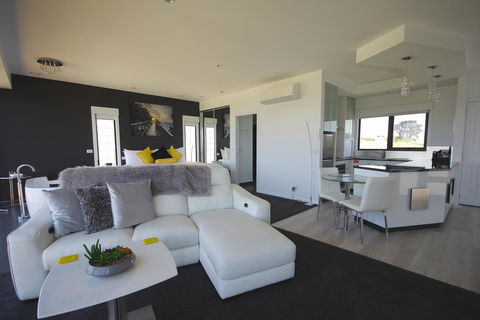 Horizon Deluxe Apartments - Yamba Accommodation 1
