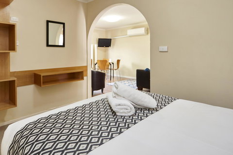 Elphin Serviced Apartments - Yamba Accommodation 31