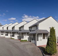 Elphin Motel  Serviced Apartments - Yamba Accommodation