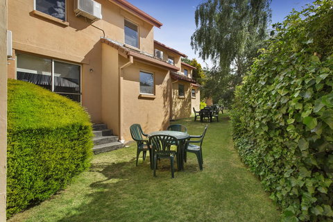 Elphin Serviced Apartments - Yamba Accommodation 41