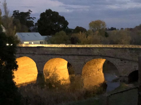 Richmond Bridge Accommodation â€œTwo The Bridgeâ€ - Yamba Accommodation 31