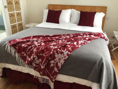 Richmond Bridge Accommodation â€œTwo The Bridgeâ€ - Yamba Accommodation 2