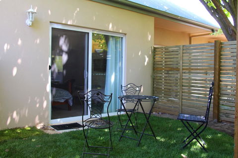 Richmond Coachmans Rest - Yamba Accommodation 3