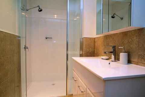 Richmond Coachmans Rest - Yamba Accommodation 24