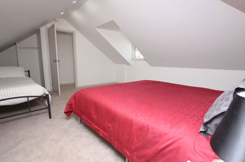 Richmond Coachmans Rest - Yamba Accommodation 17