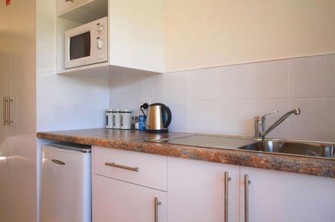 Richmond Coachmans Rest - Yamba Accommodation 14