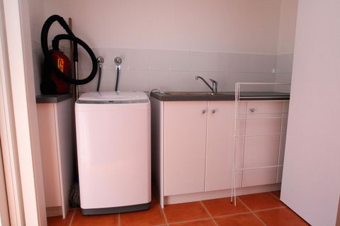 Suntrap Cove Bicheno - Yamba Accommodation 13