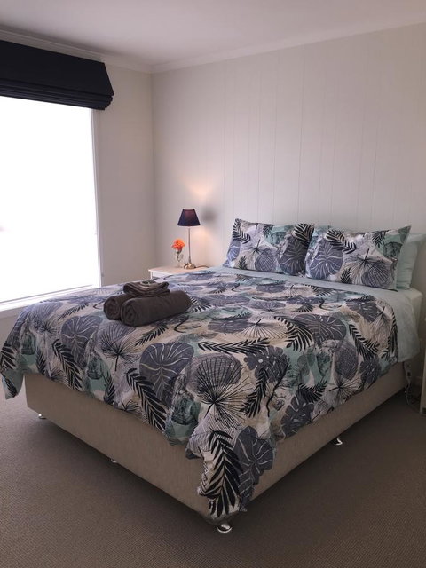 Swansea Beach House Oceanfront - Yamba Accommodation 14