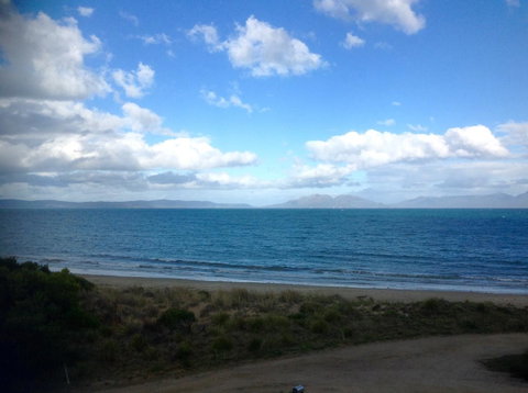 Swansea Beach House Oceanfront - Yamba Accommodation 9