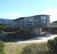 Seymour Waves - Yamba Accommodation