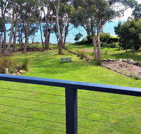 Four Seasons Waterfront Villas - Yamba Accommodation