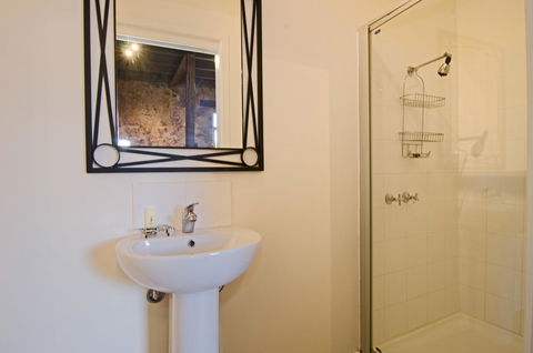 Cleburne Homestead - Yamba Accommodation 22