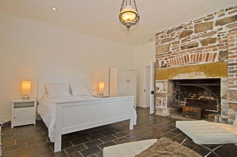 Cleburne Homestead - Yamba Accommodation 18