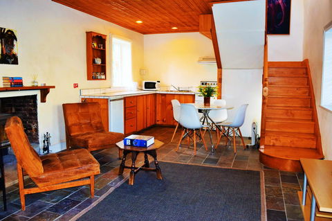 Cleburne Homestead - Yamba Accommodation 31