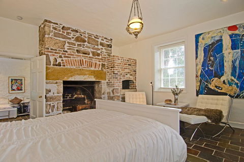 Cleburne Homestead - Yamba Accommodation 34