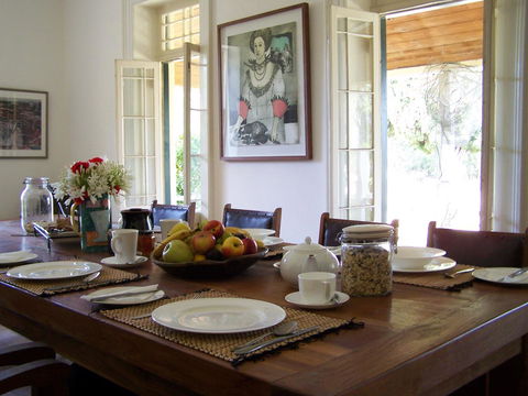 Cleburne Homestead - Yamba Accommodation 4