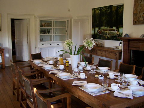 Cleburne Homestead - Yamba Accommodation 1