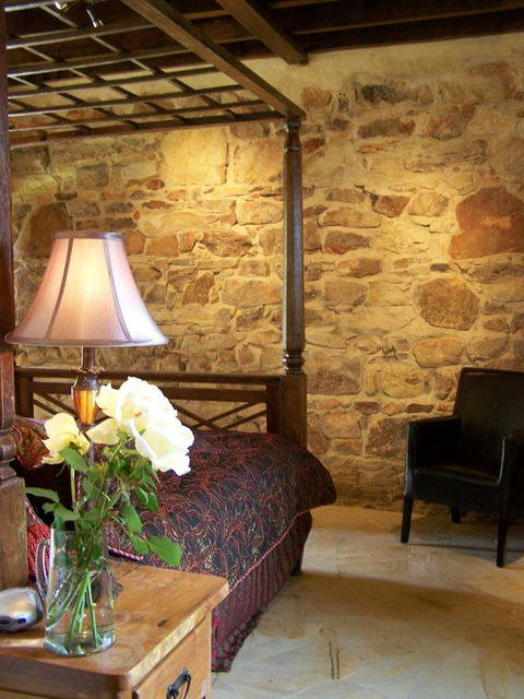 Cleburne Homestead - Yamba Accommodation 37