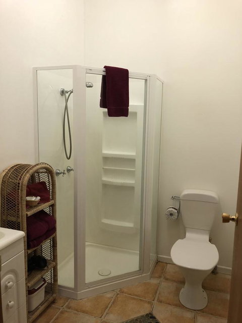 Mount Black Lodge - Yamba Accommodation 11