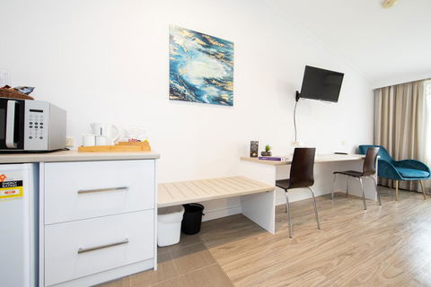 New England Motor Lodge - Yamba Accommodation 2