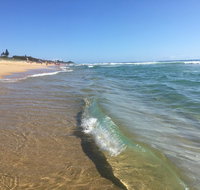 NEW UPMARKET COMFORTABLE 2 Bed 2 Bath OCEAN VIEWS 250m to BUDDINA BEACH - Yamba Accommodation