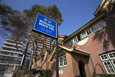 Newcastle Beach YHA - Yamba Accommodation 0