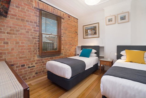Newcastle Short Stay Apartments - 9 Alfred Street - Yamba Accommodation 1