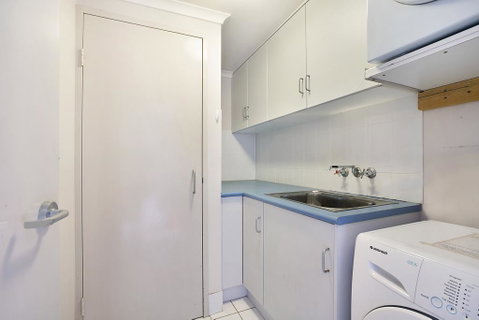 Newcastle Short Stay Apartments - Sandbar Newcastle Beach - Yamba Accommodation 1