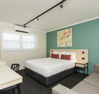 Nightcap At Balaclava Hotel - Yamba Accommodation
