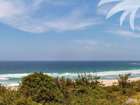 Ningaloo Formerly Willows House - Yamba Accommodation 3
