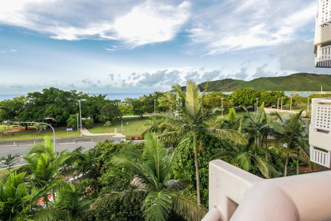 North Shore Towers - Yamba Accommodation 3