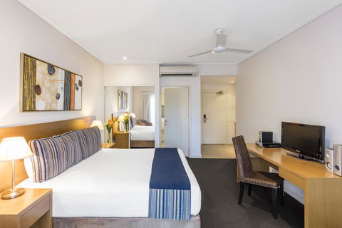 Oaks Broome Hotel - Yamba Accommodation 3