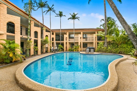 Oasis Inn Apartments - Yamba Accommodation 0
