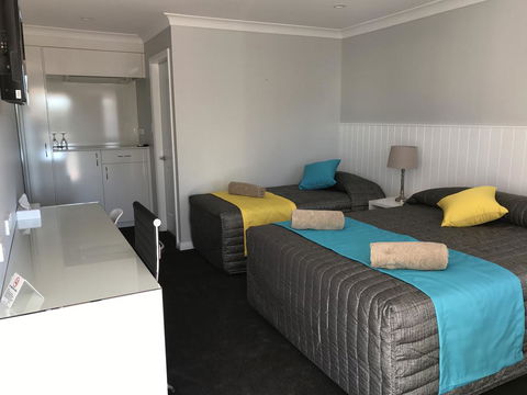 Oasis Motel - Yamba Accommodation 0