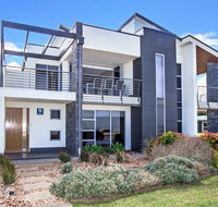 Ocean 180A - Yamba Accommodation