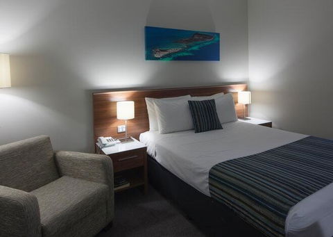Ocean Centre Hotel - Yamba Accommodation 2