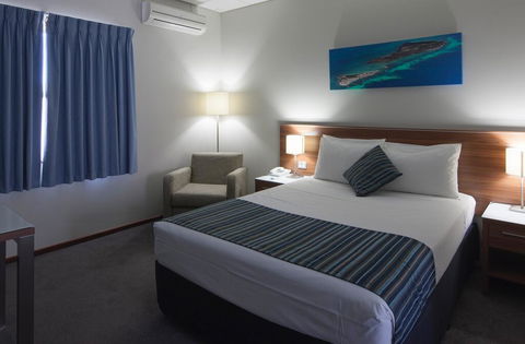 Ocean Centre Hotel - Yamba Accommodation 3