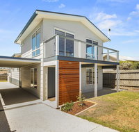 Ocean Chill 10 Minutes Drive to Phillip Island Pet Friendly Family Home Sleeps 8