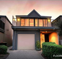 Ocean Grove House with Fantastic Ocean Views - Yamba Accommodation
