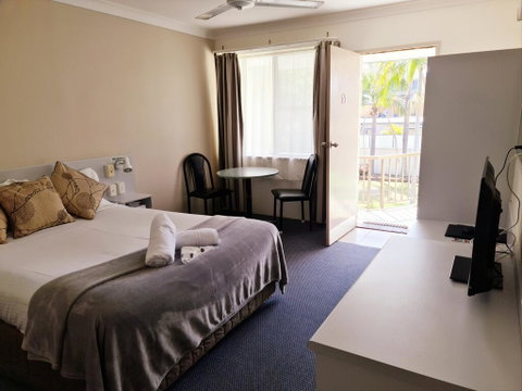 Ocean Parade Motel - Yamba Accommodation 2