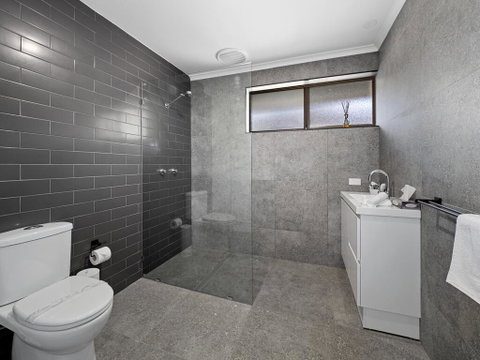 Ocean Park Motel & Holiday Apartments - Yamba Accommodation 3