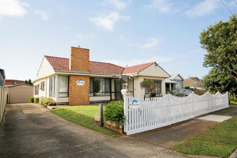 Ocean Views - Yamba Accommodation 0